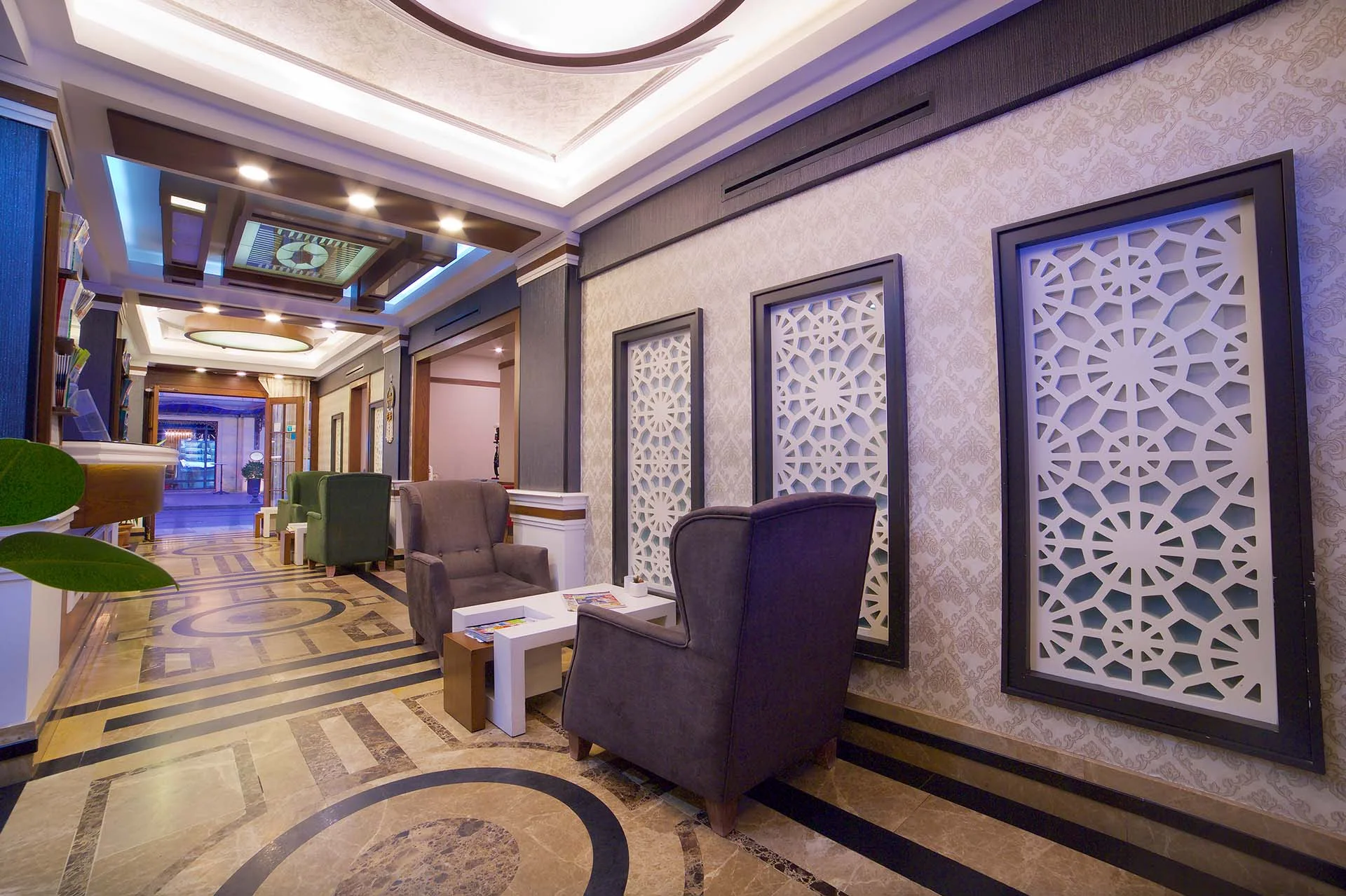 Black Pearl Hotel